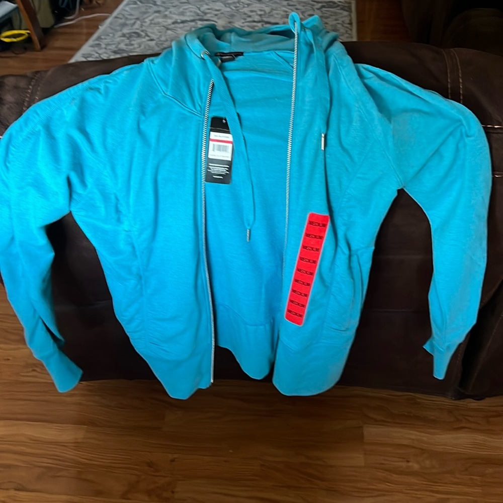 Brand new champion zipper up